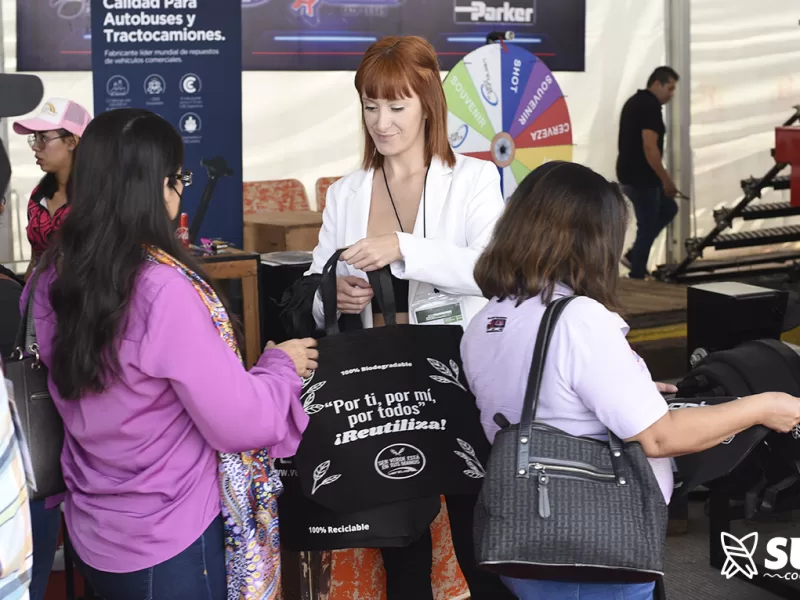 Activaciones de Marca en Expos: Cómo Destacar, Generar Leads y Convertir Más en 2026
